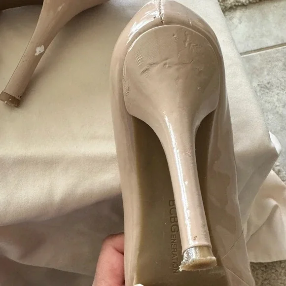 BCBGeneration Heels Beige Nude Patent Platform Pointy Toe - Size 6 - Picture 6 of 8